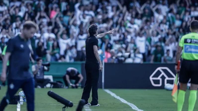 El Barba em Coritiba x Atlético (Foto: Pedro Souza / Atlético)