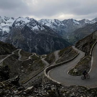Passagem do Gavia, nos Alpes italianos, entre as mais íngremes da Europa