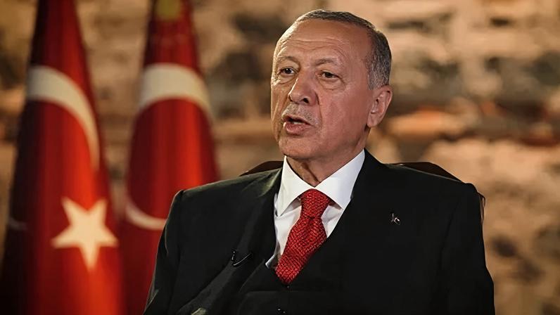 Recep Tayyip Erdogan concede entrevista exclusiva a Becky Anderson, da CNN