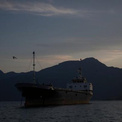 Irã quer permitir saída de navios pelo lado de Omã no Estreito de Ormuz