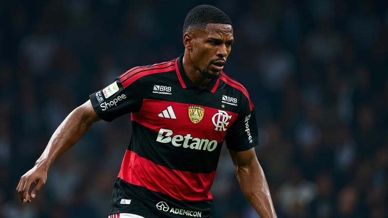 Evertton Araújo em ação pelo Flamengo diante do Atlético-MG (Foto: Gilvan de Souza / Flamengo)
