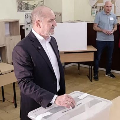 Búlgaros vão às urnas em oitava eleição parlamentar em cinco anos