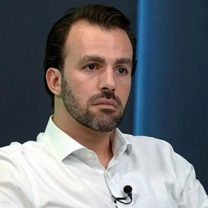 Deputado Lucas Bove vira réu por descumprir 10 medidas protetivas à ex