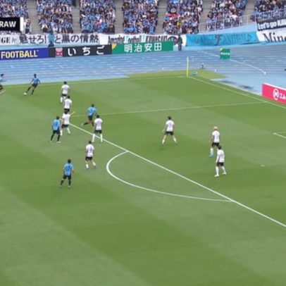 Kawasaki Frontale e Urawa Reds empatam em 1 a 1
