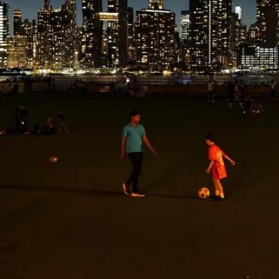 Desertos de futebol em Nova York impedem crianças de jogar