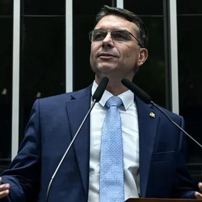 Flávio critica possibilidade de condenação de Eduardo no STF como bizarra e ilegal
