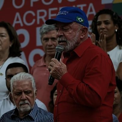 Lula mira eleitorado jovem e relembra biografia na campanha de reeleição