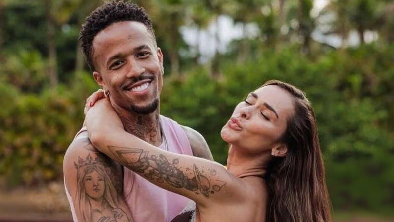 Éder Militão e Tainá revelam sexo do bebê