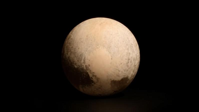 Foto de Plutão feito pela sonda New Horizons em 2015