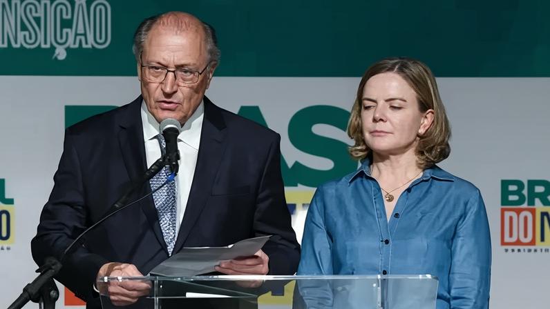 Geraldo Alckmin e Gleisi Hoffmann
