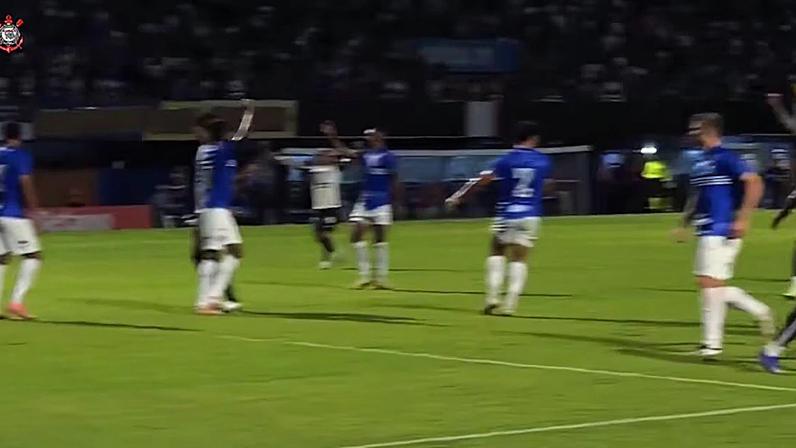 Inglês marca o seu primeiro gol no Brasil na vitória do Corinthians por 1 a 0 contra o Barra-SC pela ida da quinta fase da Copa do Brasil.