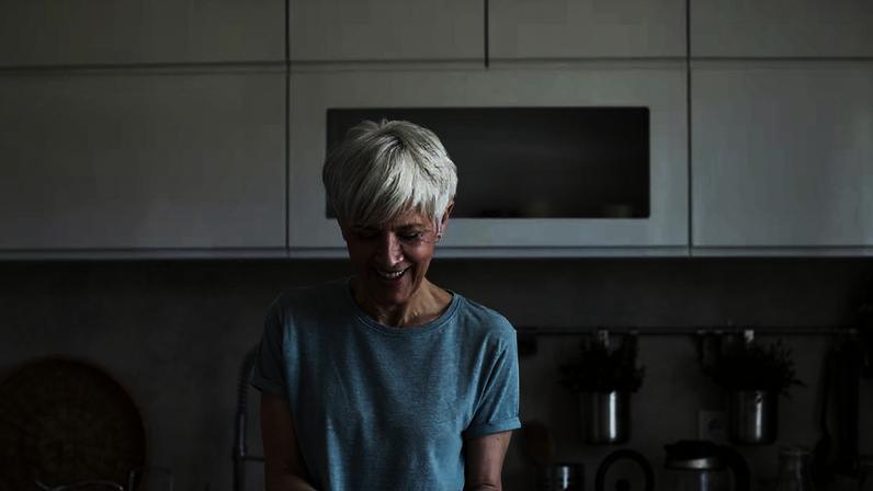 Fontes boas de carboidratos, como frutas e aveia, auxiliam na preservação de massa muscular