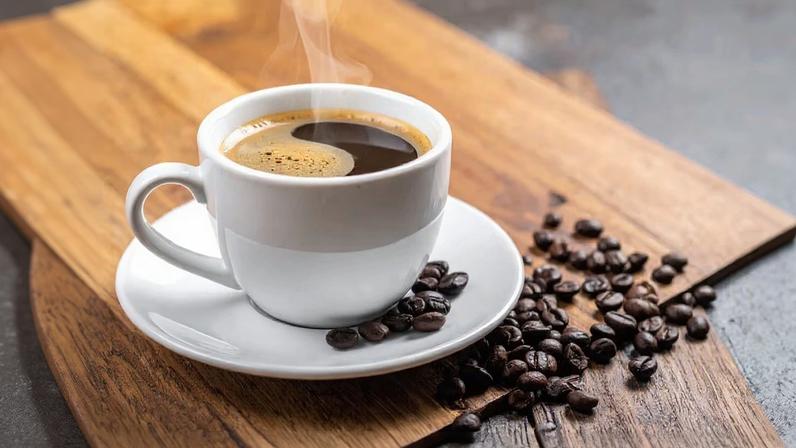 Café na rotina: 6 benefícios da bebida para a saúde