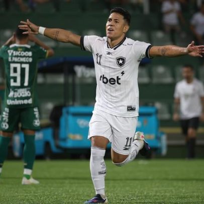 Botafogo vence fora de casa com goleada sobre a Chapecoense no primeiro tempo