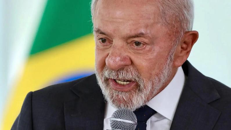 Lula comenta mais sobre o Corinthians do que sobre Vorcaro ou INSS