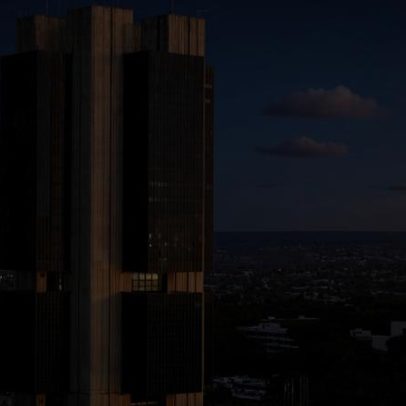 Mercado eleva projeção da inflação para 4,8%