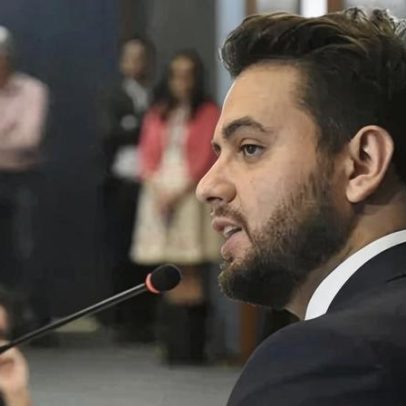 Defesa aponta risco; Moraes autoriza visita de políticos a Martins