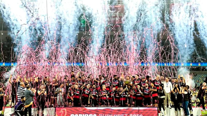 Flamengo registra receita recorde e queda da dívida em 2025