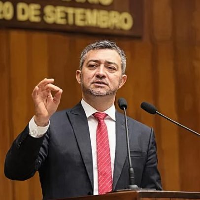 Edegar Pretto desiste da candidatura e apoia Juliana Brizola no RS