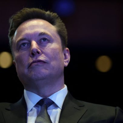 Promotores franceses convocam Musk por abuso infantil e deepfakes no X