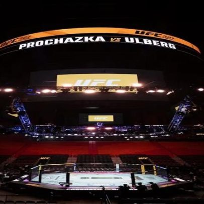 Ulberg nocauteia e conquista cinturão dos meio-pesados no UFC 327