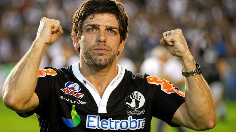 Juninho Pernambucano diz odiar fofoca e fofoqueiros em rede social