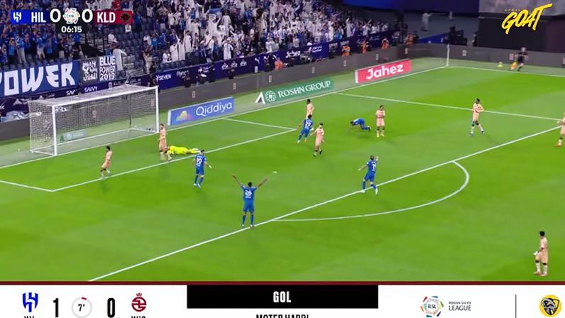 Imagem do estádio do Al Hilal durante o jogo.