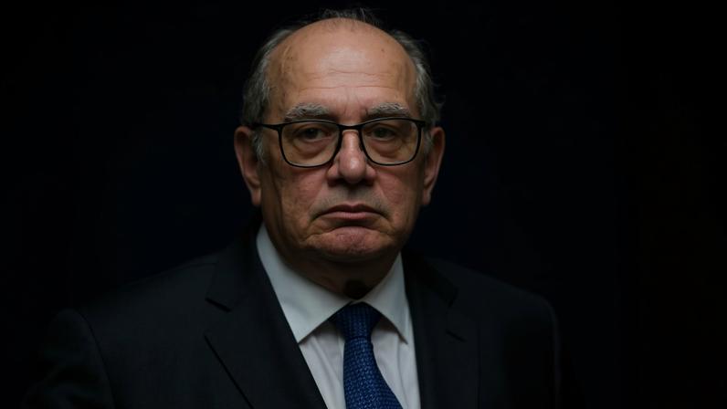 O ministro Gilmar Mendes, do STF (à esquerda) e o Advogado-Geral da União (AGU), Jorge Messias (à direita) | Distribuição/Andressa Anholete/STF/José Cruz/Agência Brasil