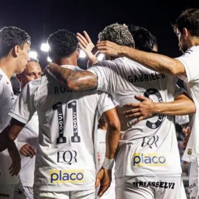 Santos pode enfrentar o presidente-jogador na Sul-Americana, entenda