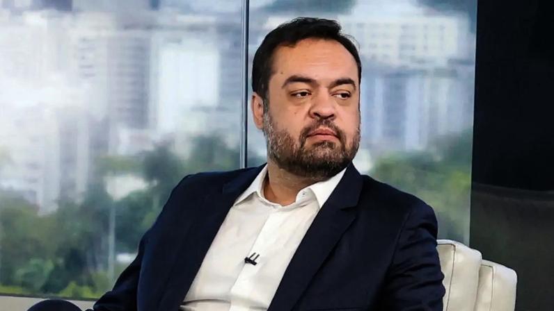 Cláudio Castro pegou carteira de advogado e vai abrir o próprio escritório. (Rogério Santana/Governo RJ/.)