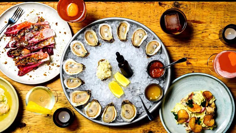 Melhores pequenas cidades dos EUA para comida e bebida em 2026