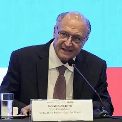 Alckmin afirma que quem defende ditadura não deveria ser candidato