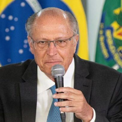 Alckmin defende manutenção da taxa das blusinhas em governo dividido
