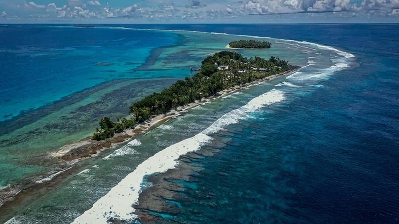 As ilhas de Tuvalu, no Pacífico, enfrentam o avanço do oceano — e podem desaparecer nas próximas décadas (Getty Images/Getty Images)