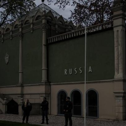 Controvérsia do Pavilhão Russo na Bienal de Veneza é tema de análise