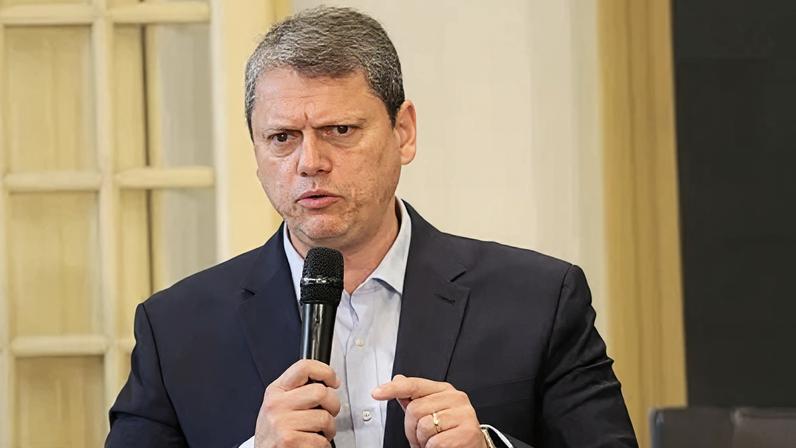 O governador de São Paulo, Tarcísio de Freitas (Republicanos)