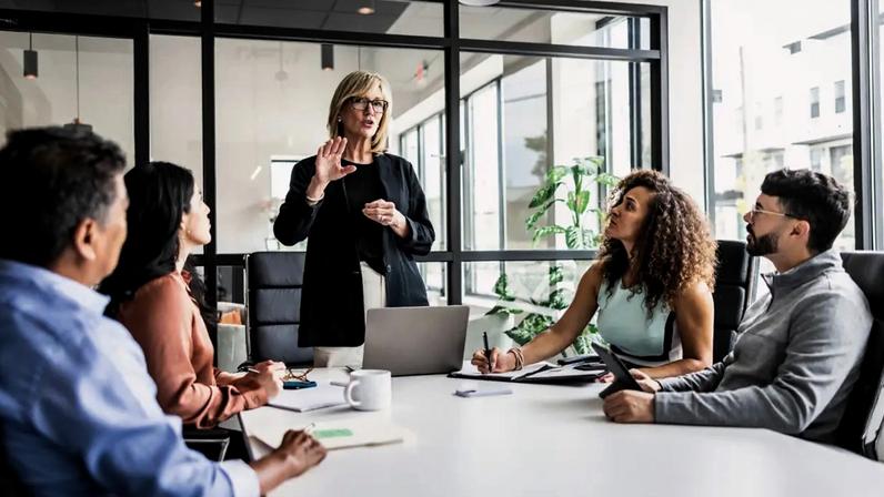 Mundo corporativo: como não fazer feio em mensagens no escritório