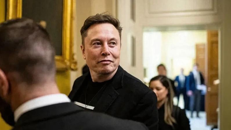 Elon Musk: Tesla deixa de priorizar produtos completamente autônomos e desenvolve veículo elétrico mais barato que modelos existentes