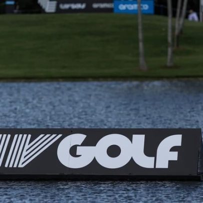 Futuro do LIV Golf fica incerto com investidores sauditas avaliando retirada de apoio