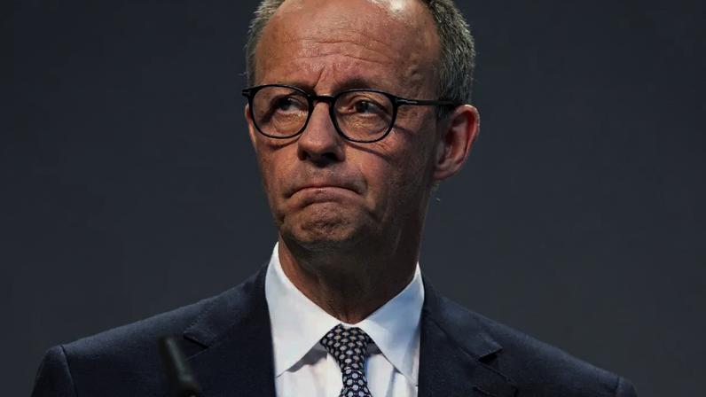 O chanceler alemão Friedrich Merz (Maja Hitij/Getty Images)