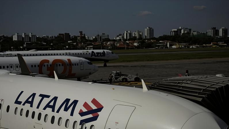 Aviões da Latam, Gol e Azul