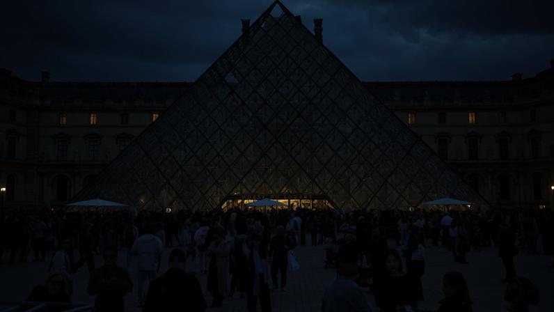 The Louvre upon its reopening.