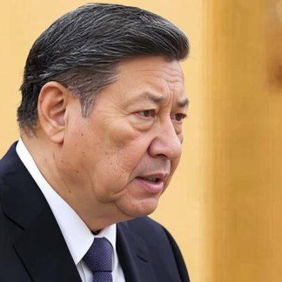 China pede acelerar desenvolvimento de novo sistema energético