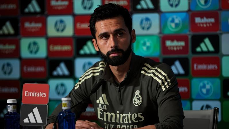 Técnico Alvaro Arbeloa do Real Madrid