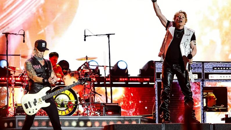 Guns N’ Roses retorna ao vivo com Bad Apples pela primeira vez desde 1991