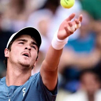 Desistências de Alcaraz e Djokovic ajudam João Fonseca no Masters de Madrid