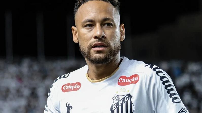 Neymar em jogo na Vila Belmiro