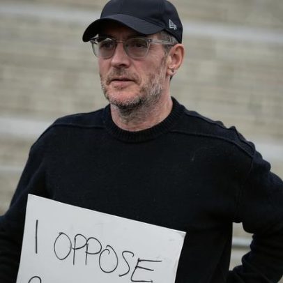 Robert Del Naja, do Massive Attack, comenta prisão em ação palestina ilegal