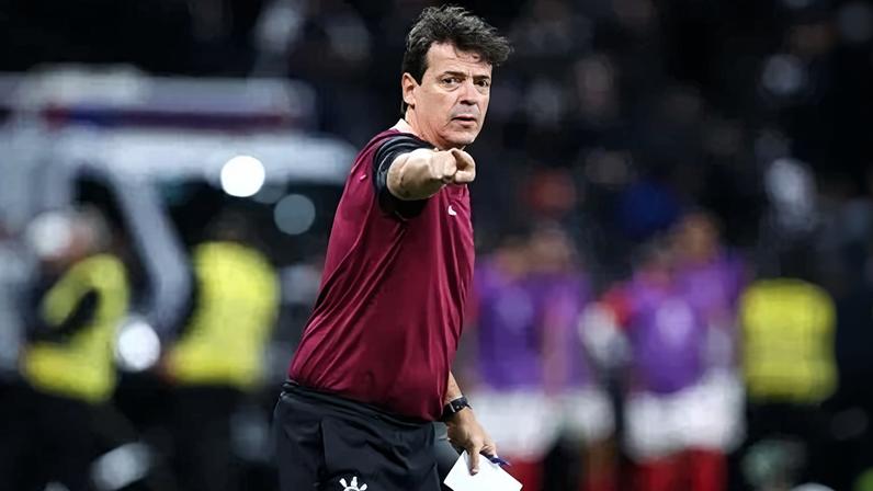 Fernando Diniz, treinador do Corinthians
