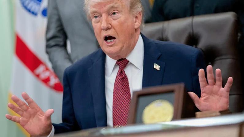 Donald Trump durante evento na Casa Branca - 18/04/2026 (Allison Robbert/The Washington Post/Bloomberg via/Getty Images)